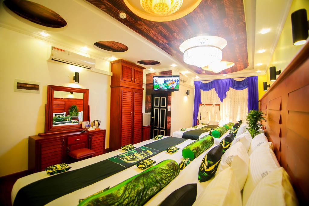 אנוראדפורה Hotel White House מראה חיצוני תמונה